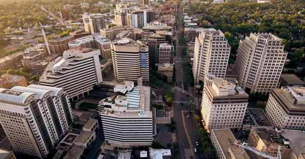 展厅互动式屏幕_展厅互动屏