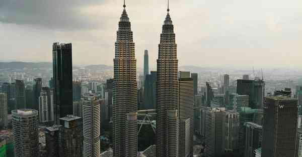 汽车展台设计图片_汽车展台设计